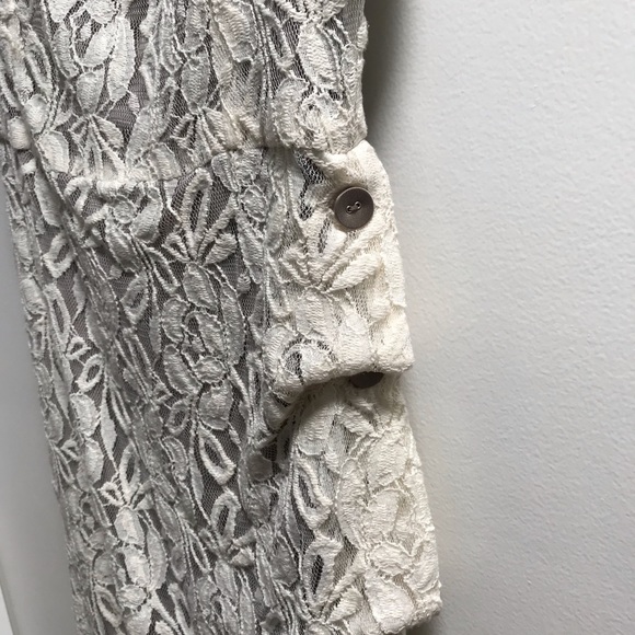 Covet Lace and Silk Dress - Picture 3 of 4